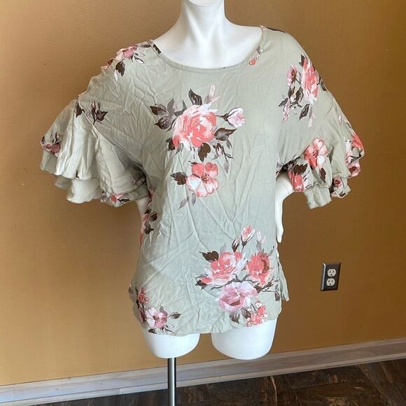 NWT LOVELY MELODY floral top size L - Picture 1 of 12